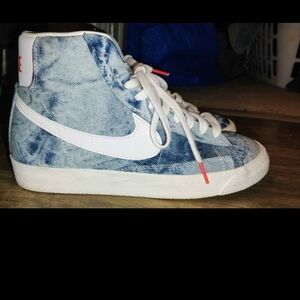 Nike Blue and White High-Top Sneakers